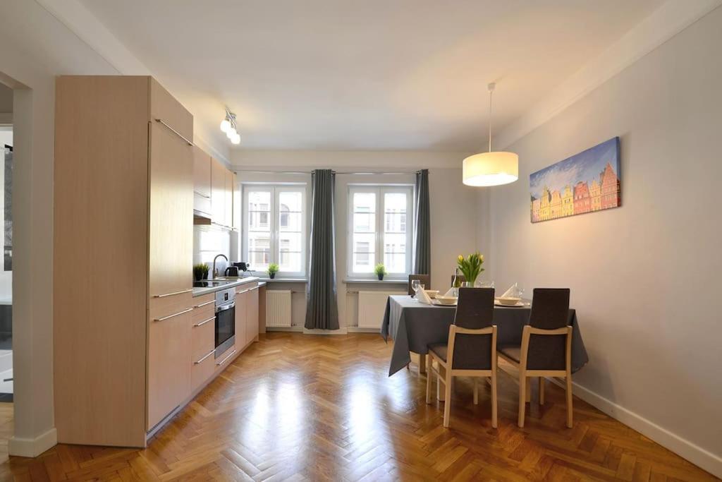 Z Apartment On Town Hall - Rynek Ratusz - 2 Rooms Wrocław Zewnętrze zdjęcie